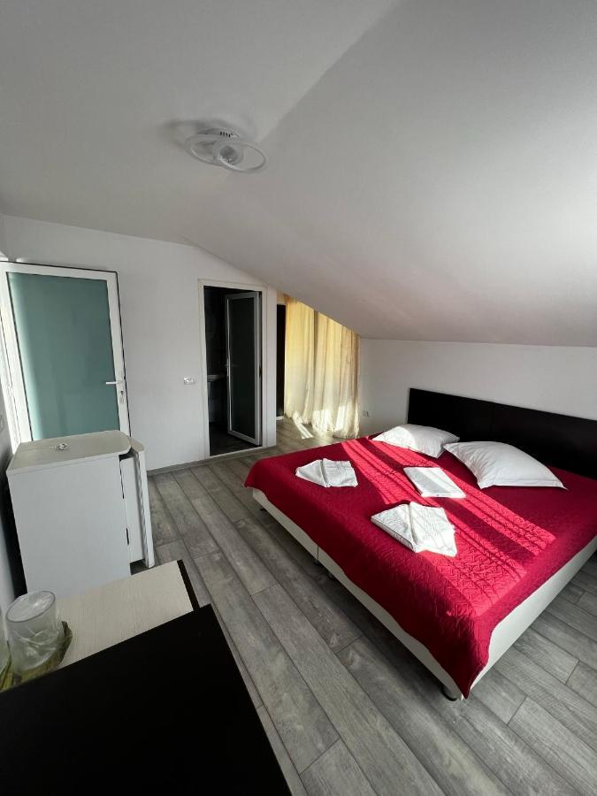 Vila Iris Mamaia Nord Navodari Ngoại thất bức ảnh